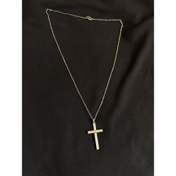 Vintage Carved Cross 12K Gold Filled on 16" Chain 1" Pendant Christian Religious - Picture 3 of 6